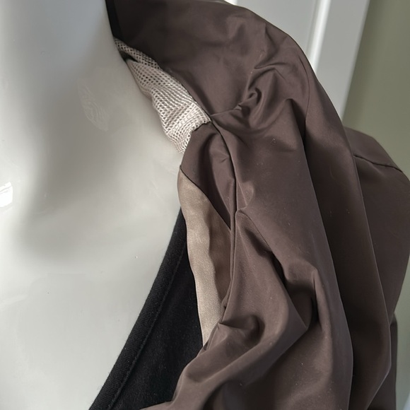 Hilary Radley Lightweight Jacket - Picture 7 of 15